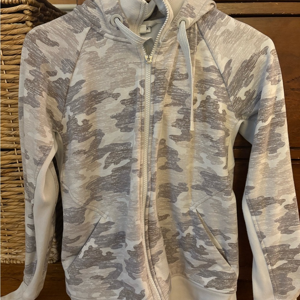Gray Athleta Camo Zip-Up Hoodie size S